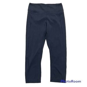 Lululemon Classic Cropped Leggings Capris